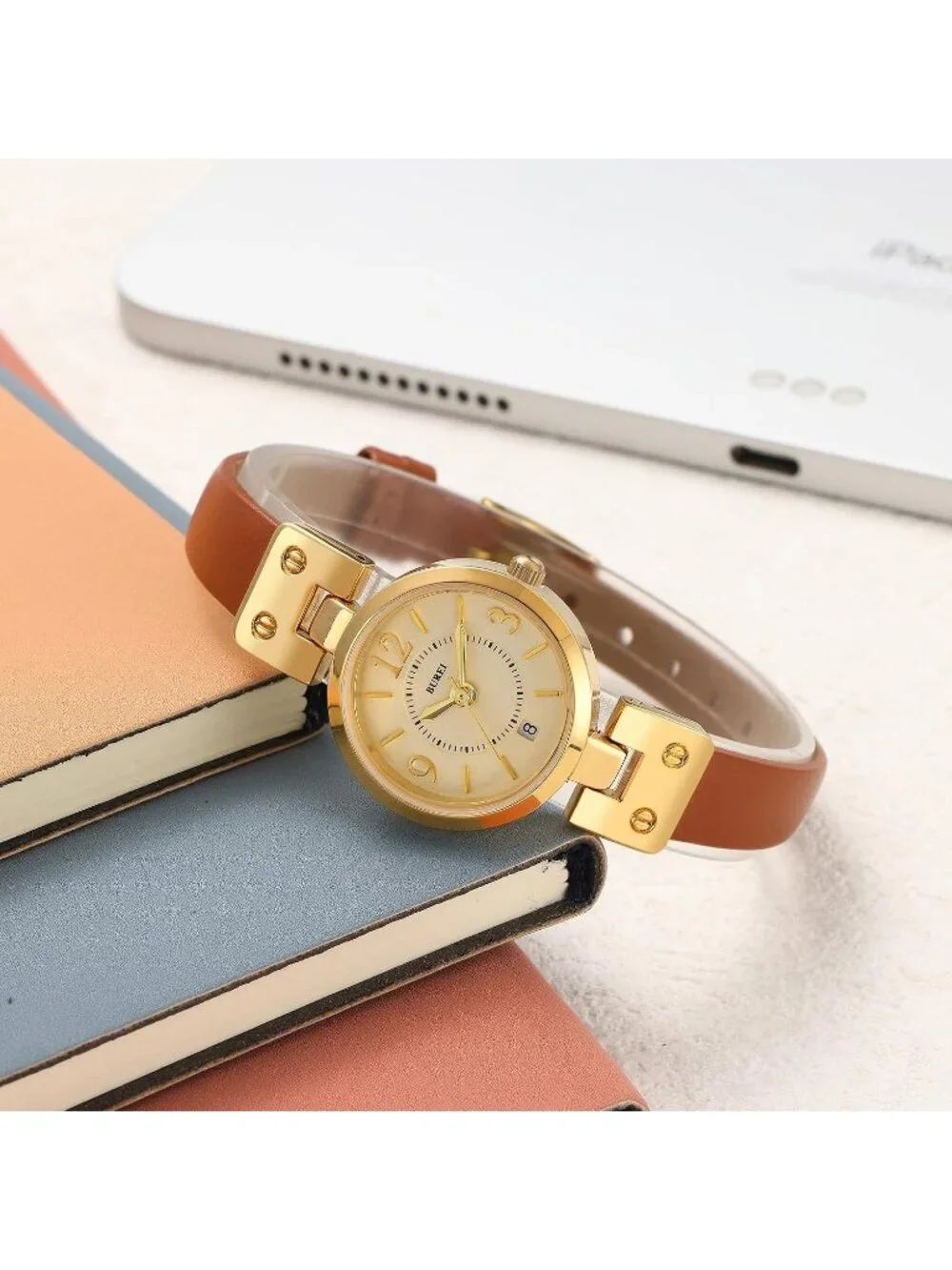 Women's Golden Brown Elegant Dial with Leather Strap Minimalist Wrist Watch